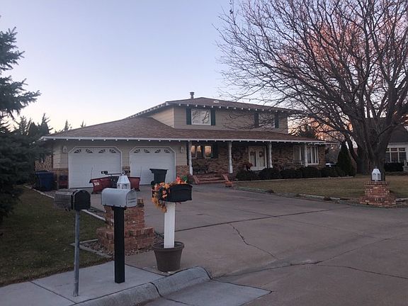 3rd image of 3302 20th Ave