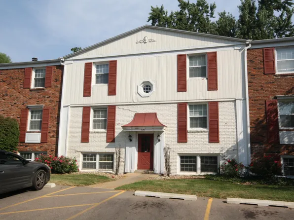 726 Garland Cir APT F, Kalamazoo, MI 49008