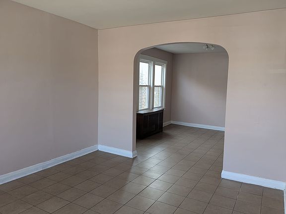 2nd image of 1614 S 51st Ave Floor 2
