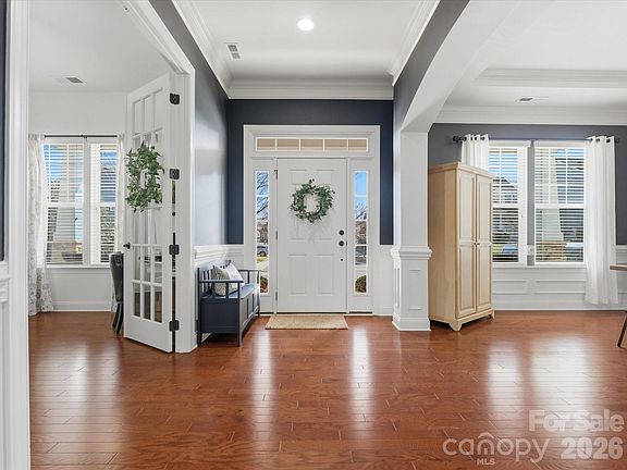 5th image of 300 Jude Ln