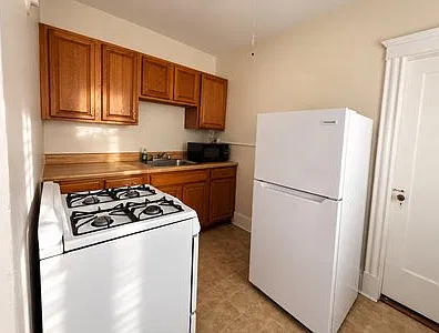 Studio, 9999 sqft, $1,800 — Photo 4