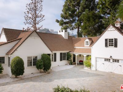 11630 Bellagio Rd, Los Angeles, CA, 90049