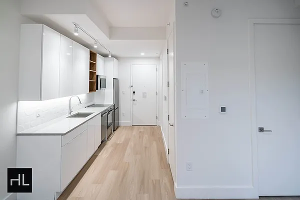 Rented by Highline Residential | media 25