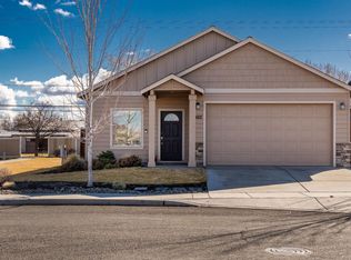 3002 NW Alder Pl, Redmond, OR