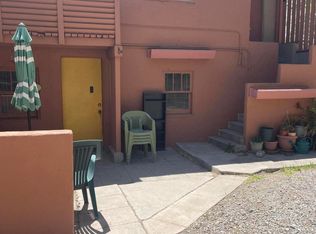 298 Greenwich Rd SW, Albuquerque, NM 87105
