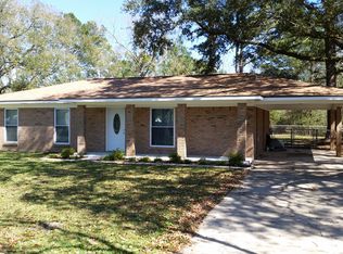 9612 Wilkerson Cir, Moss Point, MS 39562