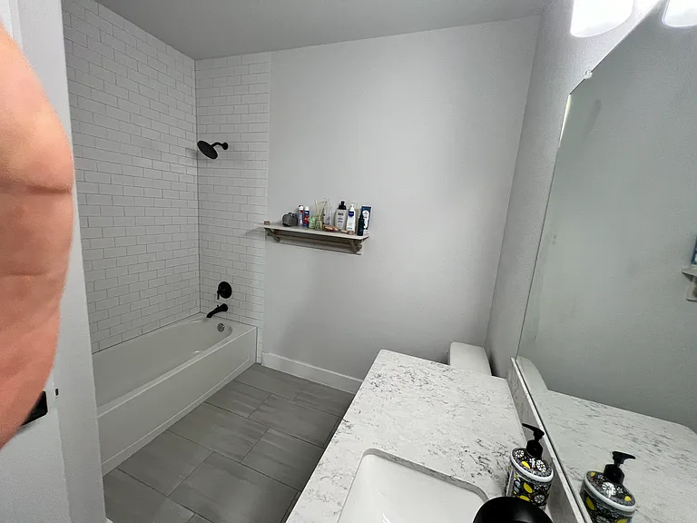 472 Cortaro Dr — Photo 20