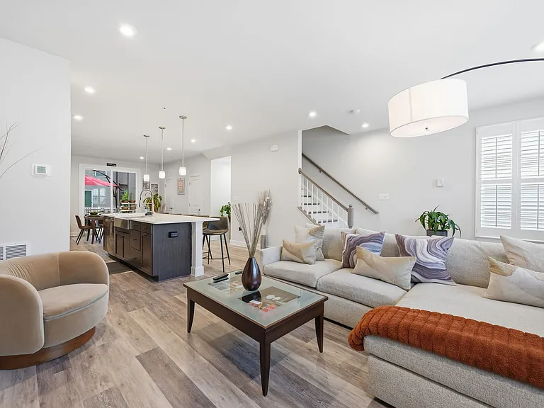 9553 Capital Ln #1 — Photo 22