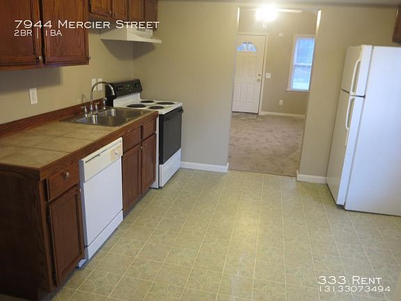 5th image of 7944 Mercier St