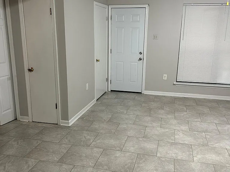 15854 S Sunderland Ave #2 — Photo 4