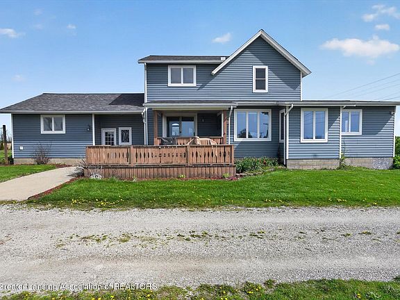 3rd image of 7613 Benton Rd