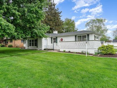 1027 W Superior St, Alma, MI, 48801