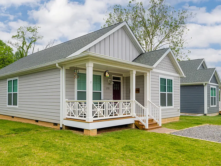 1208 Seven Sisters Ln — Photo 10