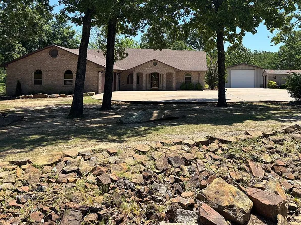 6 Crooked Oak Ln, McAlester, OK 74501