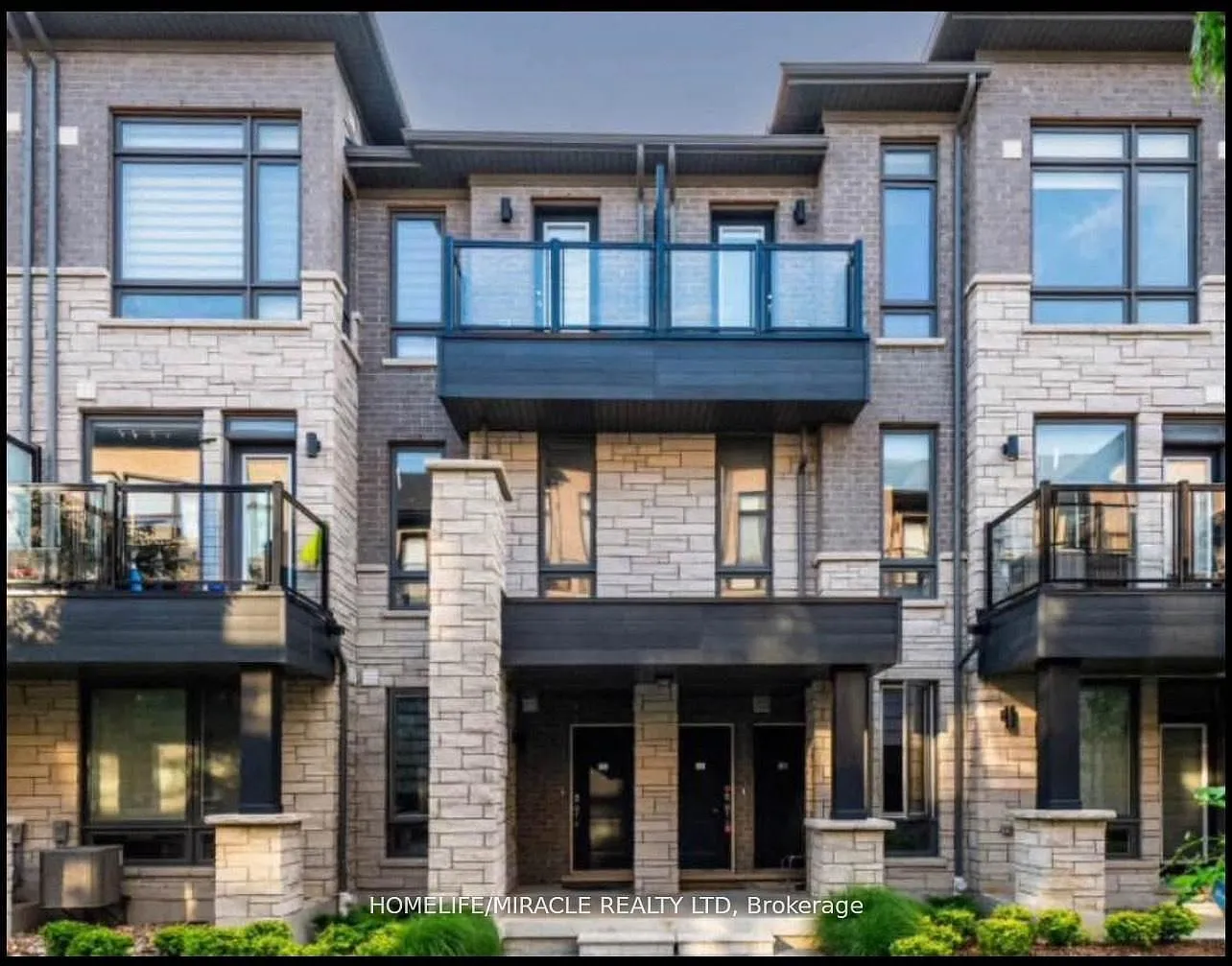 2 bed, $2,700 — Photo 1