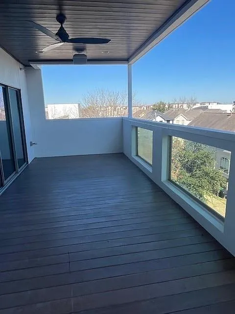 3 bed, 3.5 bath, 3213 sqft, $5,000 — Photo 3