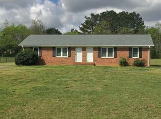 3553 Parris Bridge Rd, Boiling Springs, SC 29316