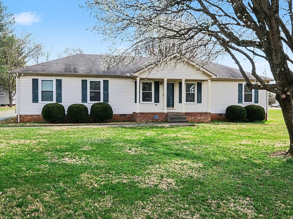 1st image of 1020 Rutledge Dr