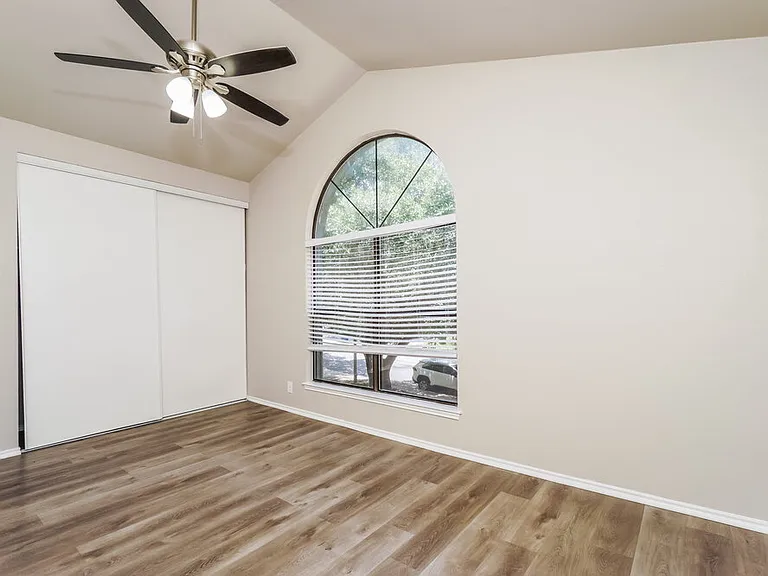 9710 Spring Harvest — Photo 14