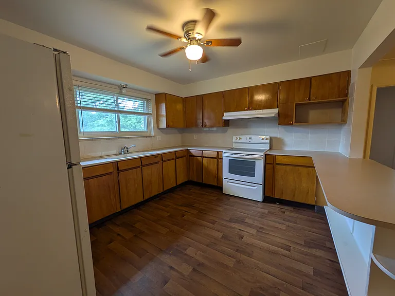259 S 10th Ave #1 — Photo 8