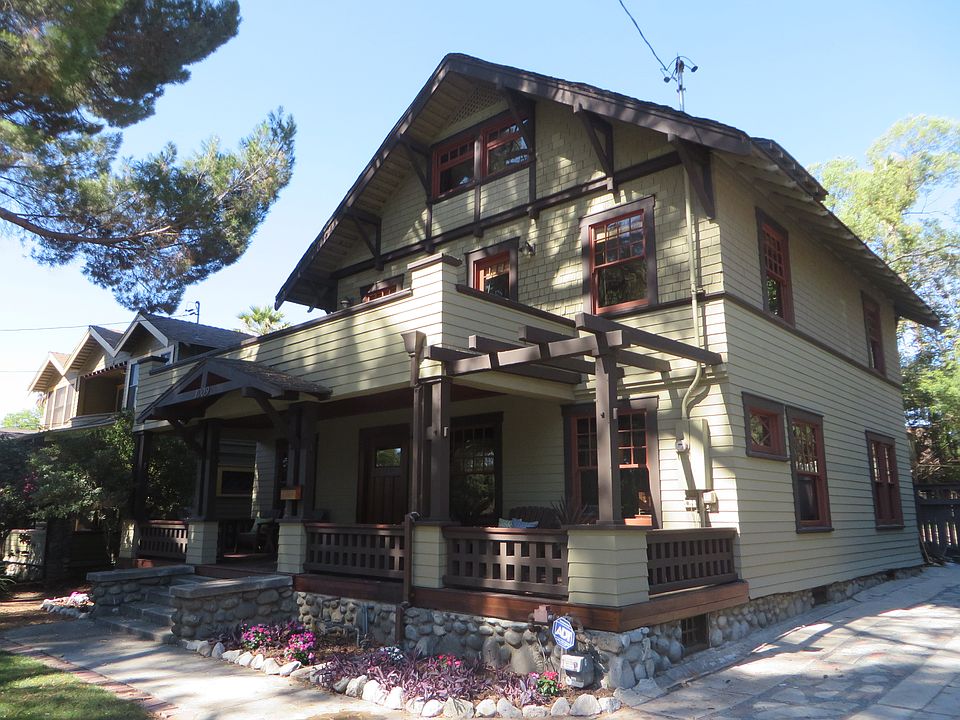 1st image of 1009 N Oakland Ave