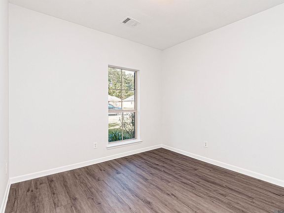 5th image of 25966 Bronzewood St