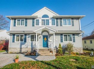 3-13 27th St #1X, Fair Lawn, NJ 07410
