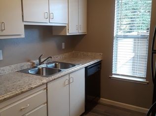 6087 Sundale Way APT 120, Fair Oaks, CA 95628