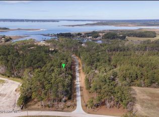 221 Bridgewater Drive, Beaufort, NC 28516