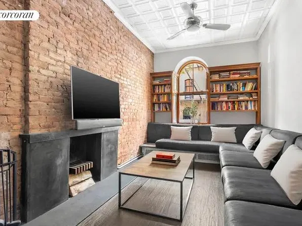 215 East 17th Street image 1 of 8