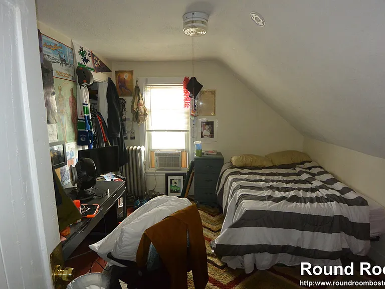 34 Linden St #2 — Photo 12