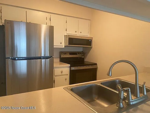 3261 Beach View Way — Photo 7
