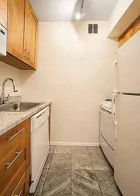 Rented by Corcoran | media 4