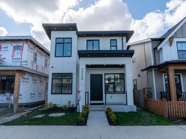 20528 76th Ave, Langley, BC V2Y 3S8