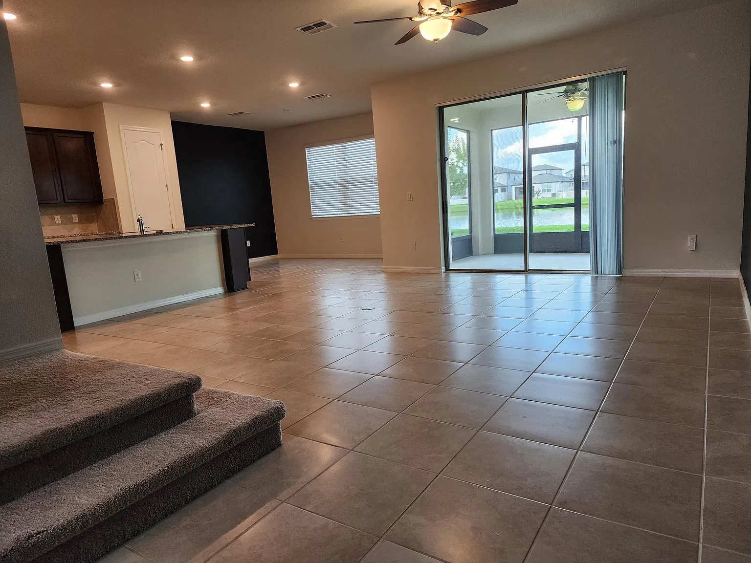 4 bed, 2518 sqft, $2,600 — Photo 4