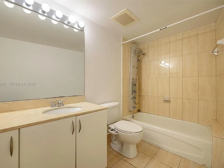 1750 N Bayshore Dr #3801 — Photo 18