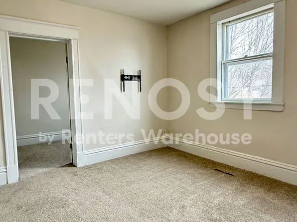 935 E Sims Ave Unit 3, Saint Paul, MN 55106