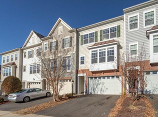 77 Hunting Creek Ln, Stafford, VA 22556