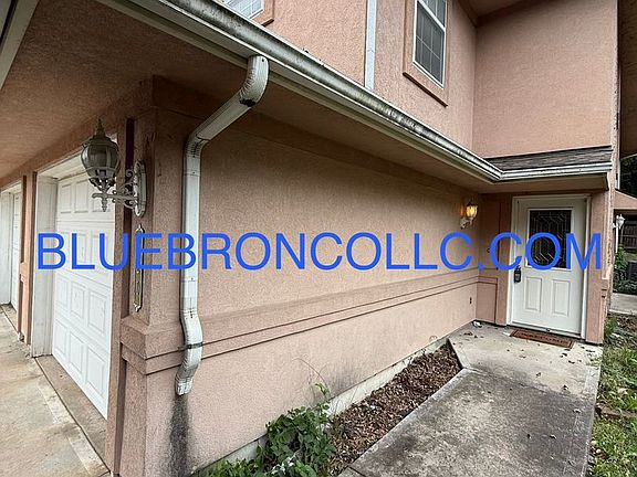 2nd image of 220 SE Florence Ave