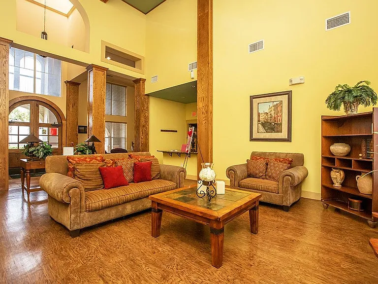 5606 Saint David Ln #5606 — Photo 7
