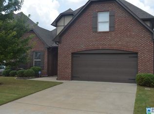 1041 Riviera Dr, Calera, AL 35040