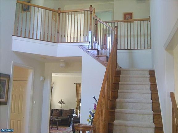 4th image of 504 Windsor Way
