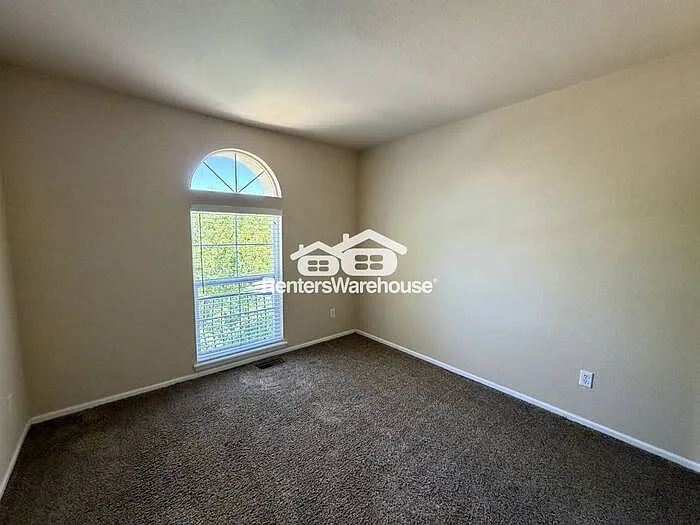 1467 S Haleyville Cir — Photo 19