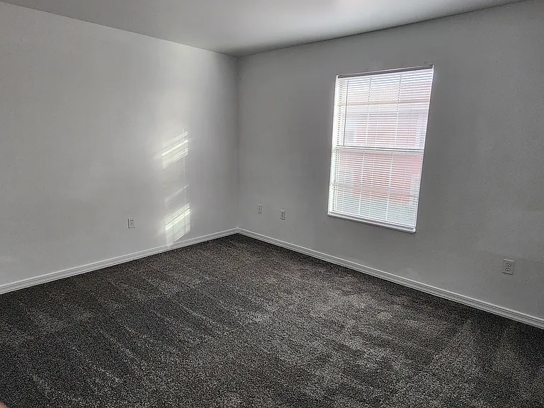 Vermillion View — Photo 31
