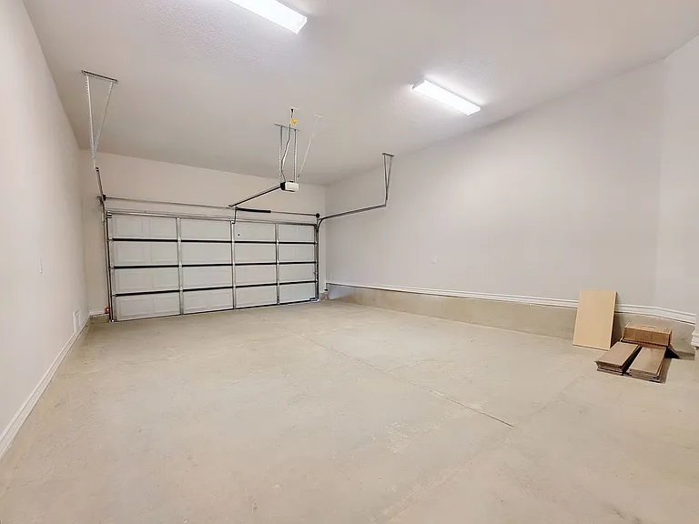4413 Royal Oak Blvd — Photo 37