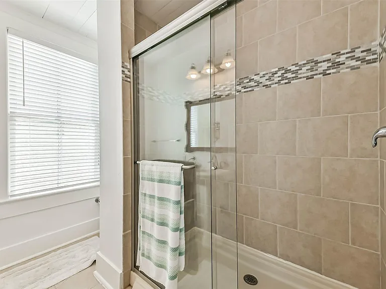 3301 Ursuline St — Photo 24