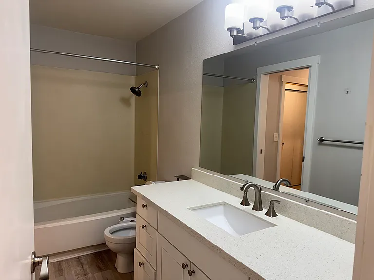 13717 Linden Ave N #205 — Photo 14