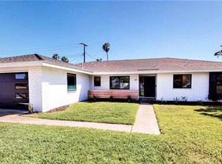 977 Junipero Dr, Costa Mesa, CA 92626