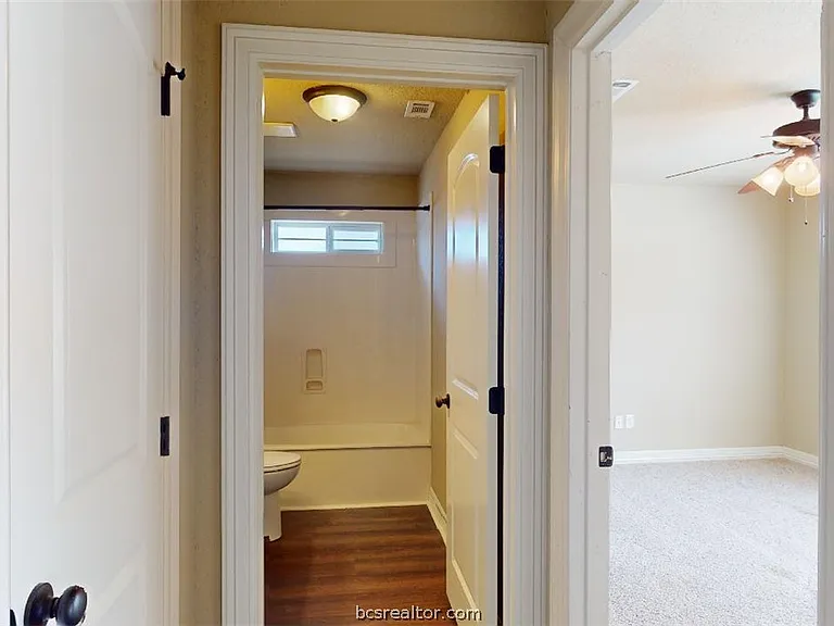 3925 Devrne Dr — Photo 9