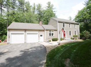 6 Hills Farm Rd, Chester, NH 03036